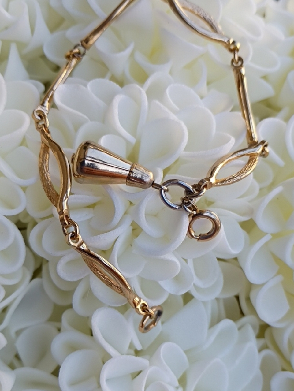Vintage Avon Link Bracelet With Solid Bell Tassel